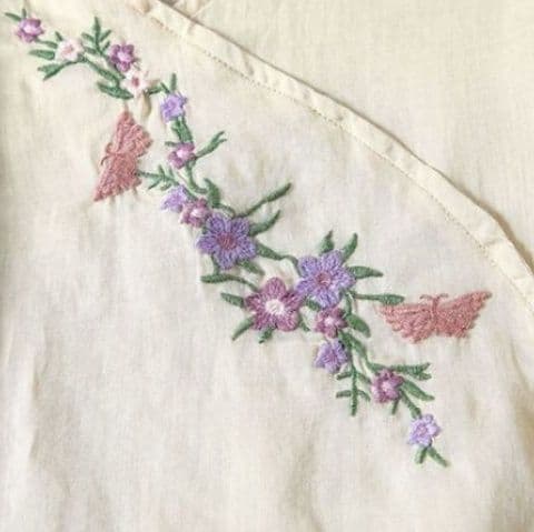 フォーマルカジュアル 花刺繍入り麻混カシュクールブラウス