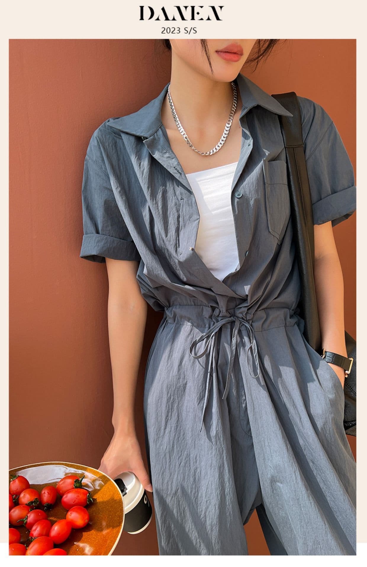 フォーマルカジュアル 上品な印象の半袖つなぎ服