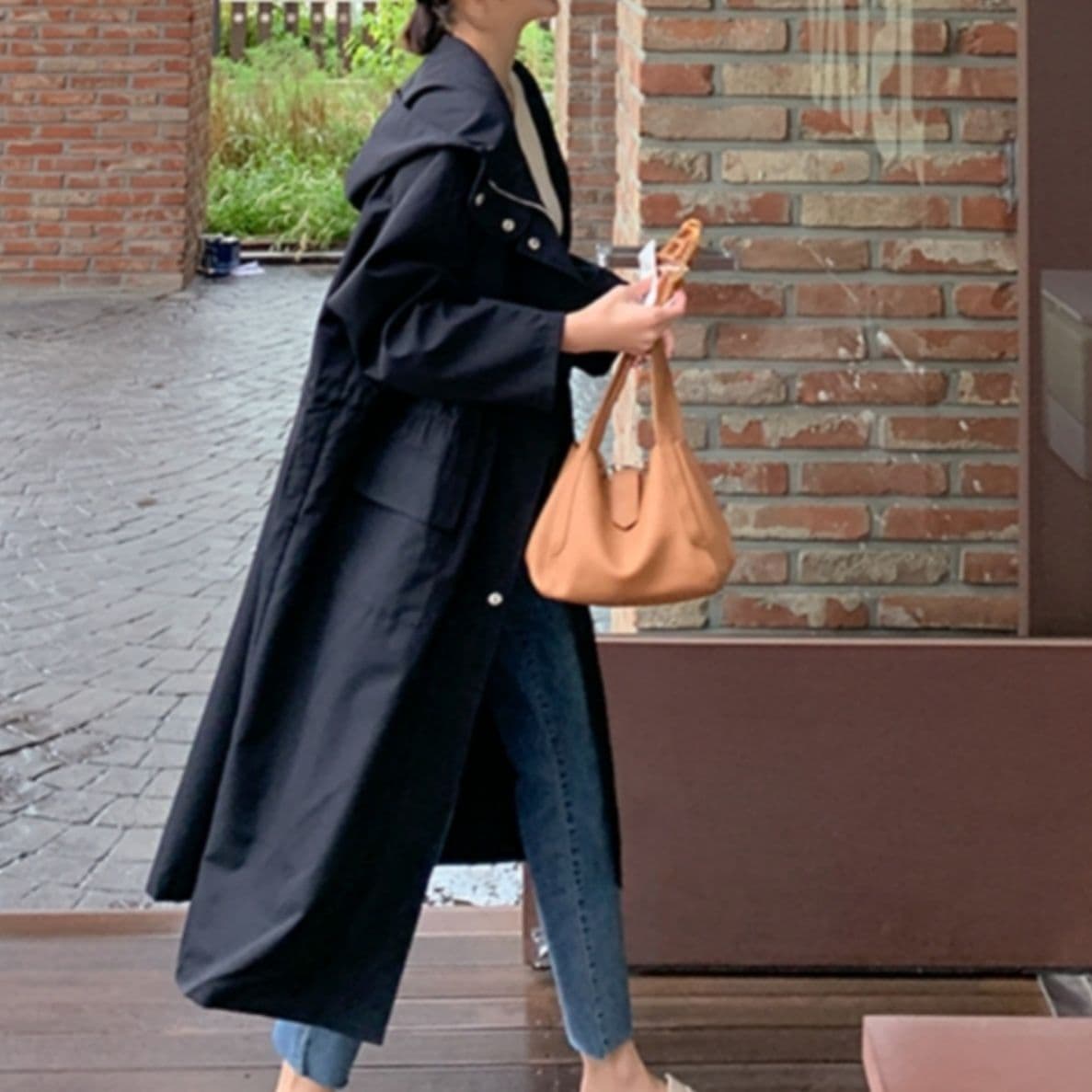 フォーマルカジュアル 洗練ロングコート 参観日スタイル
