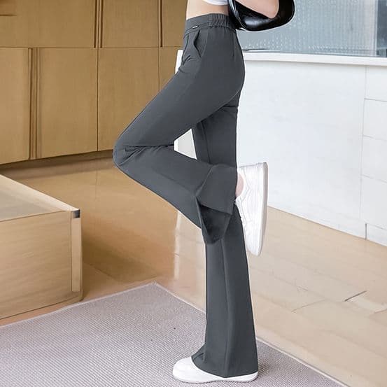 フォーマルカジュアル すっきりシルエット美脚パンツ