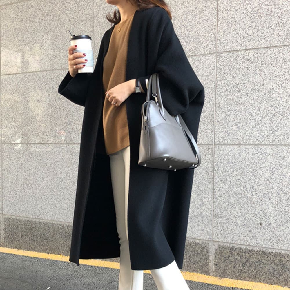 フォーマルカジュアル 通勤用大人上品なノーカラーコート　ゆったり　体型カバー
