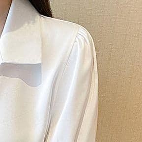 フォーマルカジュアル 優美パフスリーブ襟付きブラウス